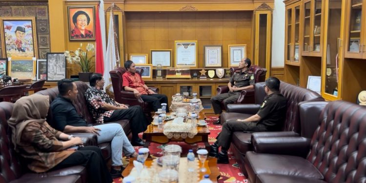 Terima Kunjungan Kajati Jambi, DPRD Jambi Harapkan Kolaborasi dan Sinergitas Bangun Jambi
