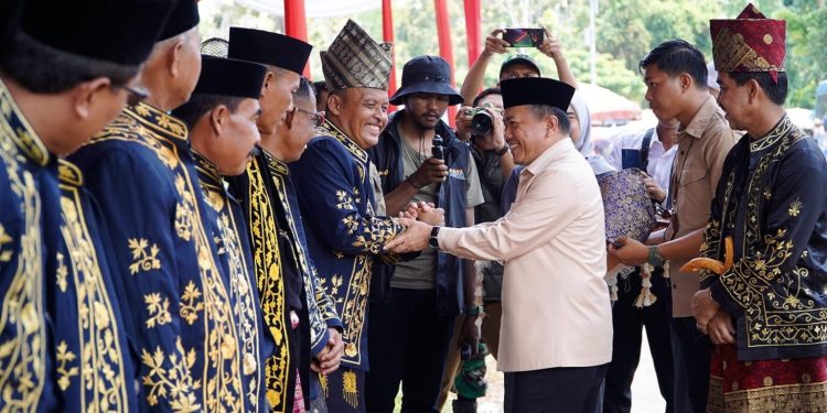 Gubernur Al Haris Harap BPD-Kades Bersinergi dan Angkat Hukum Adat