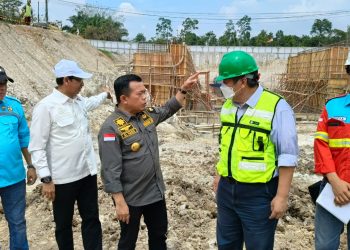 Al Haris Tinjau Pembangunan Underpass Jalan Khusus Batubara. Harap Akhir Tahun Bisa Difungsikan