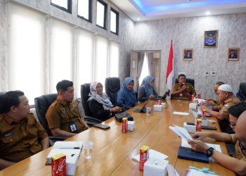 Sekda Muaro Jambi Buka Rapat Koordinasi Monitoring dan Evaluasi Pelaksanaan Petakan, Sisir, Advokasi, dan Registasi BPJS