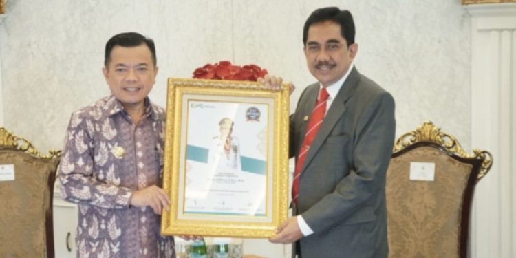 Gubernur Al Haris Masuk Top 20 dari 700 Tokoh Nasional Versi GPR Institute