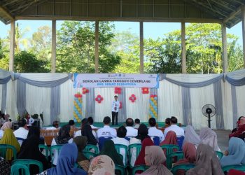 Penjabat Bupati Muaro Jambi Menghadiri Launching Sekolah Lansia Tangguh Cemerlang