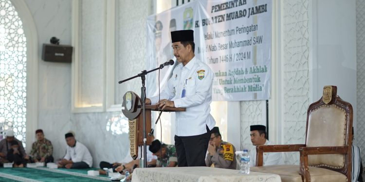 Pj. Bupati Muaro Jambi Hadiri Peringatan Maulid Nabi Muhammad SAW dan Pelepasan Keberangkatan Kafilah MTQ