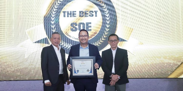 Berhasil Capai Kinerja Unggul, Jasa Raharja Raih Penghargaan dari The Asian Post