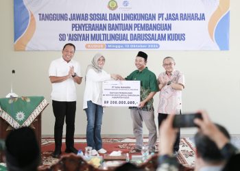 Dukung Pembangunan Bangsa, Jasa Raharja Serahkan Bantuan untuk Pembangunan SD Aisyiyah Multilingual Darussalam Kudus