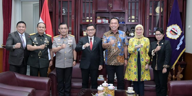 Rivan A. Purwantono: Pendidikan Merupakan Elemen Penting untuk Penguatan Nilai-Nilai Kebangsaan