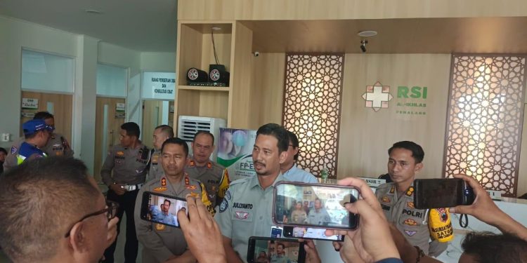 Korban Terjamin Santunan, Jasa Raharja Respon Cepat Kecelakaan Mobil dan Truk Ekspedisi di Tol Pemalang-Batang