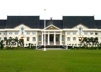 KLARIFIKASI TERHADAP Artikel “APBD Jambi 2025 Turun Drastis Lebih dari Rp800 Miliar,”
