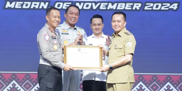 Gelar Rakornas, Pembina Samsat Tingkat Nasional Bahas Optimalisasi Capaian Target Kepatuhan Pajak Kendaraan Bermotor 2024