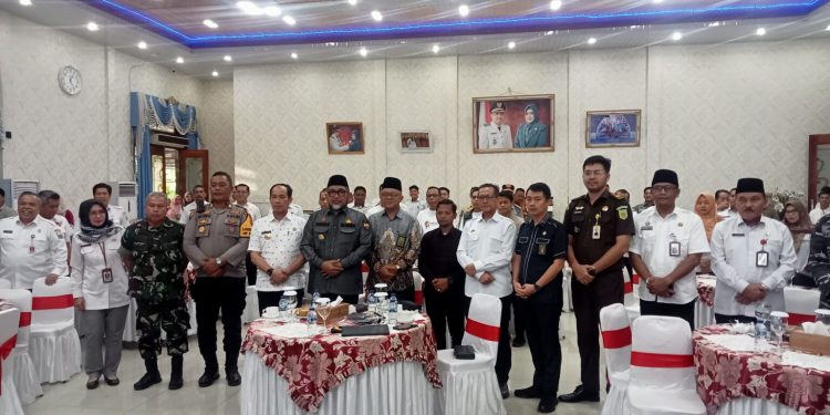 Pantau Persiapan Pilkada, Pjs. Gubernur Sudirman Ingatkan untuk Antisipasi Potensi Masalah di Tanjabbar