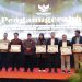 Bawaslu Jambi Borong Predikat Informatif *Dalam Malam Penganugerahan Keterbukan Informasi Badan Publik se-Provinsi Jambi Tahun 2024