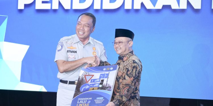 Mendikdasmen : Inisiatif Jasa Raharja dan Korlantas Polri hadirkan Kurikulum Pendidikan Lalu Lintas untuk Pelajar adalah Langkah Awal Membangun Generasi Indonesia Emas 2045