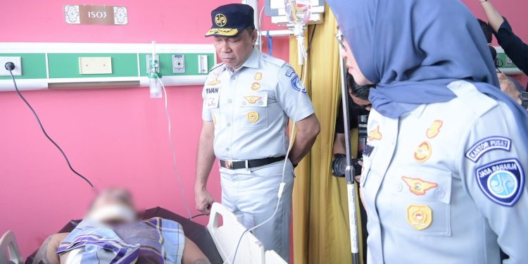 Kurang dari 24 Jam Jasa Raharja Pastikan Korban Kecelakaan Lalu Lintas di GTO Ciawi 2, Bogor.