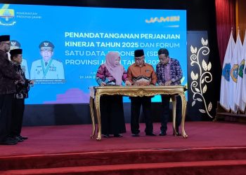Kepala OPD Pemprov Jambi Tandatangani Perjanjian Kinerja 2025