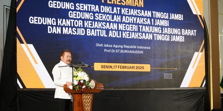 Hadiri Persemian Gedung dan Masjid Oleh Jaksa Agung RI, Gubernur Al Haris: Jaga dan Rawat Gedung Yang Sudah Dibangun
