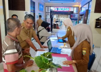 Wakil Bupati Junaidi H. Mahir Sidak ke Beberapa OPD di Pemerintahan Kab. Muaro Jambi