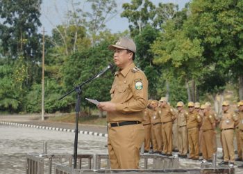 Bupati Muaro Jambi Bambang Bayu Suseno Pimpin Upacara Perdana Apel Gabungan