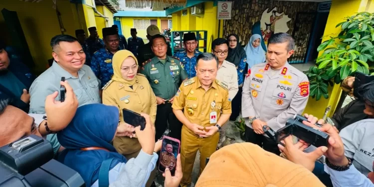 Ketua DPRD Kota Jambi Dampingi Gubernur Jambi Luncurkan Program Makan Bergizi Gratis