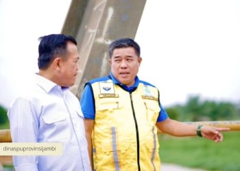 Kadis PUPR Muzakir Dampingi Gubernur Jambi Tinjau Hasil Pekerjaan Multiyears Jalan Suak Kandis