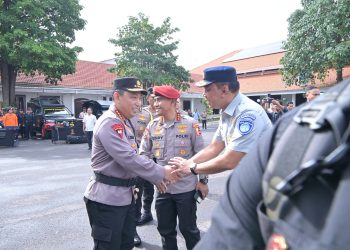 PT Jasa Raharja Mengikuti Pelaksanaan Apel Gelar Pasukan Operasi Ketupat 2025 di Surabaya, Siap Berikan Perlindungan dan Pelayanan Terbaik bagi Masyarakat selama Idul Fitri 2025