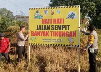 Jasa Raharja Cabang Muara Bungo Mendukung Operasi Ketupat Lebaran 2025 dengan Pemasangan Spanduk Himbauan Keselamatan Lalu Lintas