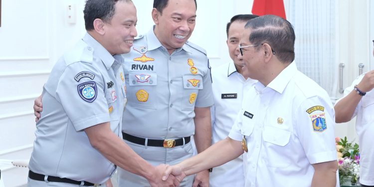 Audiensi Pembina Samsat Nasional dengan Gubernur DKI Jakarta, Bahas Sinergi untuk Penerapan Kebijakan Samsat yang Efektif dan Efisien untuk Warga Jakarta