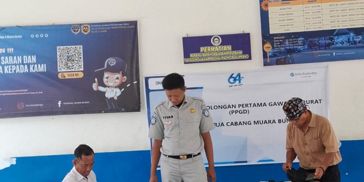 Jasa Raharja Cabang Muara Bungo Mengadakan Giat Pelatihan Pertolongan Pertama Gawat Darurat (PPGD) di Terminal Muara Bungo