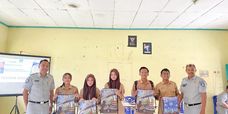 Jasa Raharja Cabang Muara Bungo Gelar Program PPKL dan Sosialisasi Keselamatan Lalu Lintas di SMK Negeri 2 Tebo