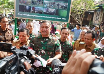 Gubernur Al Haris Dampingi KSAD Resmikan 47 Titik Program TNI AD Manunggal Air di Jambi