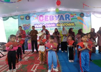 Wakil Bupati Muaro Jambi Junaidi H. Mahir, Buka Gebyar PAUD Tahun 2025