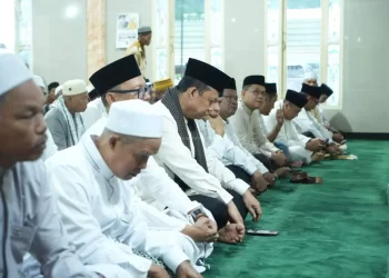 Bupati Muaro Jambi  Sholat Hari Raya Idul Adha 1446 H 2025 M di Masjid Daarul Hikmah