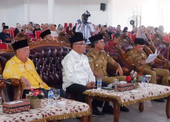 Wakil Bupati Muaro Jambi Junaidi H. Mahir menghadiri pembukaan Musabaqah Tilawatil Quran (MTQ) Mahasiswa Tingkat Nasional dan Internasional Tahun 2025