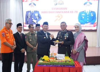 Bupati Muaro Jambi Hadiri  HUT Bhayangkara ke-79 di Lapangan Polres Muaro Jambi
