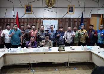 Bupati Muaro Jambi, Bambang Bayu Suseno,SP.MM.M.S.i menemui Menteri Pendidikan Dasar dan Menengah (Mendikdasmen) Republik Indonesia
