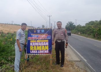 Pemasangan Spanduk Peringatan Rawan Kecelakaan di Wilayah Muara Bungo