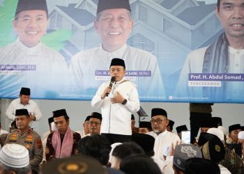 Ribuan Jamaah Padati Masjid Raya Tsamaratul Insan Hadiri Tabligh Akbar UAS