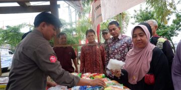 Wakil Bupati kabupaten Muaro Jambi Junaidi H. Mahir Buka Gerakan Pangan Murah (GPM) Serentak