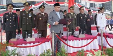 Upacara HUT RI ke-80 di Balai Kota Jambi, Ketua DPRD Kemas Faried Bacakan Teks Proklamasi