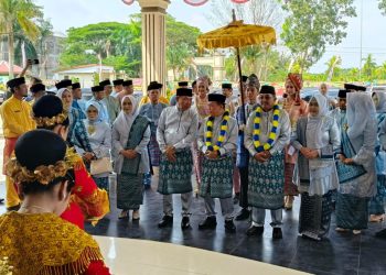 Gubernur Al Haris Apresiasi Kemajuan Pembangunan dan Kemandirian Fiskal Tanjab Barat