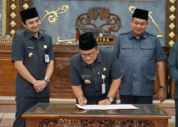 Paripurna DPRD Kota Jambi Sahkan Tiga Perda