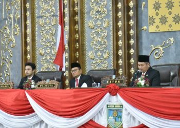 Paripurna DPRD Kota Jambi Mendengar Pidato Kenegaraan Presiden Dalam Rangka HUT Ke-80 RI