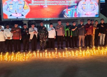 Gubernur Al Haris Hadiri Doa dan Aksi Damai 1.000 Lilin Polda Jambi Bersama Ojol