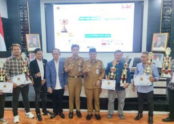 PWI Kota Jambi Beri Penghargaan Kepada 6 Pemenang Lomba Karya Jurnalistik dan Foto Dalam Berita