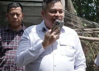 Ketua DPRD Kota Jambi Imbau Warga Disiplin Buang Sampah di RT 01 Kelurahan Murni