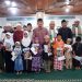 Wabup Muaro Jambi Santuni 100 Anak Yatim di Masjid Baitul Makmur Mendalo Darat