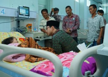 Wakil Wali Kota Jambi Kunjungi Balita Penderita Leukemia di RSUD Raden Mattaher