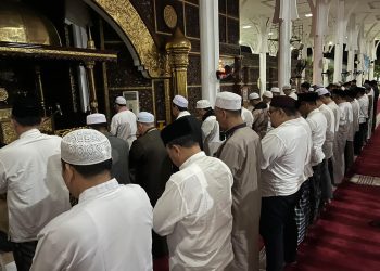 Gubernur Al Haris Ajak Pejabat Pemprov Qiamul Lail di Malam ke-23 Ramadhan