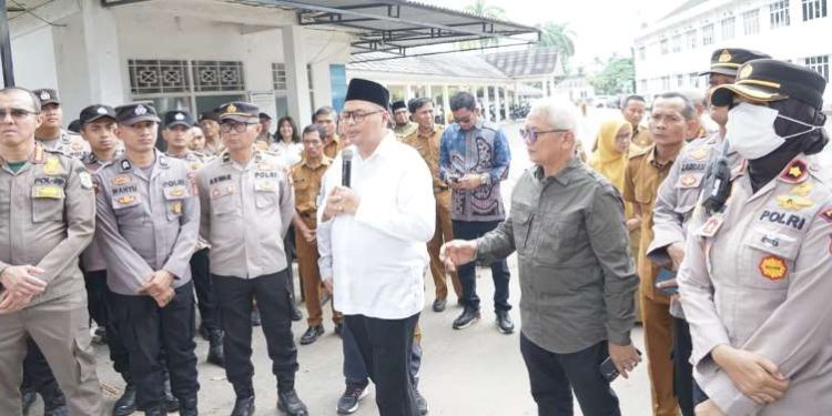 Sikapi Aksi Massa Soal Tata Kelola Sampah, Ini yang di Sampaikan Kemas Farid