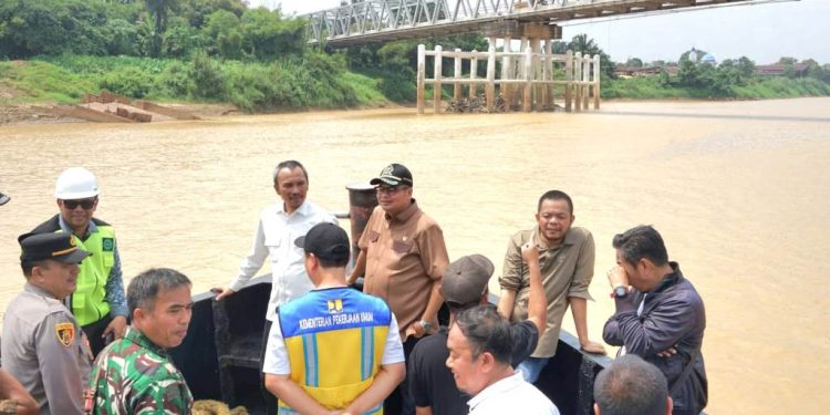 Longsor Ancam PDAM dan Permukiman: Ketua DPRD dan Komisi V DPR RI Sepakat Perjuangkan Turap Sungai Batanghari