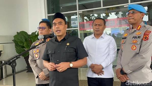 Komisi I DPRD Kota Jambi Minta Disperindag Segera Data PKL di Trotoar